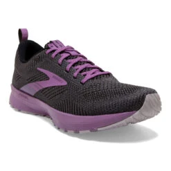 'Brooks' Women's Revel 5 - Black / Ebony / Pale Pansy 9 'Brooks' Women's Revel 5 - Black / Ebony / Pale Pansy -Carhartt || Under Armour || The North Face Shop 120361 017 A Revel 5 1024x1024@2x
