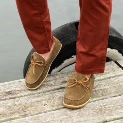 'Minnetonka' Men's Taft Slipper - Autumn Brown -Carhartt || Under Armour || The North Face Shop 775x775 41037 l1 2 1024x1024@2x