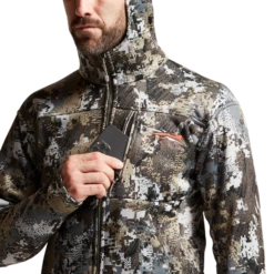 'Sitka' Men's Traverse Hoody - Whitetail : Elevated II -Carhartt || Under Armour || The North Face Shop IMG SITKA WT 2022 600026 EV Traverse Hoody Optifade Elevated II 592p Studio 00179 1024x1024@2x