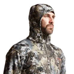 'Sitka' Men's Traverse Hoody - Whitetail : Elevated II -Carhartt || Under Armour || The North Face Shop IMG SITKA WT 2022 600026 EV Traverse Hoody Optifade Elevated II 592p Studio 00193 1024x1024@2x