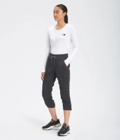 'The North Face' Women's Aphrodite 2.0 Capri - Asphalt Grey -Carhartt || Under Armour || The North Face Shop NF0A2UO6 0C5 model34 1024x1024@2x