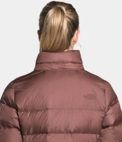 'The North Face' Women's Metropolis III - Marron Purple -Carhartt || Under Armour || The North Face Shop NF0A3XE3 Q32 modelhood3 1024x1024@2x