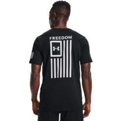 'Under Armour' Men's Freedom Flag T-Shirt - Black / White
